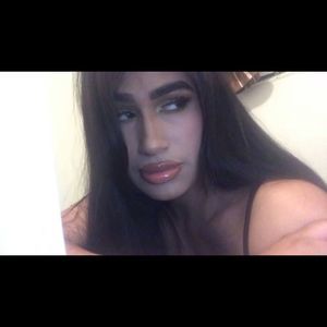 Meet your Posher, Victoria